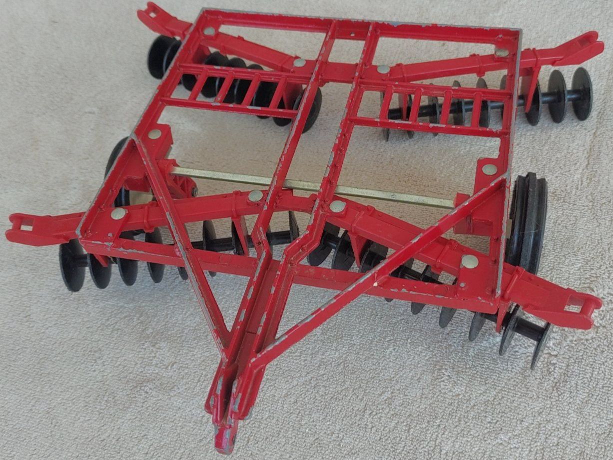 Giocattoli: Vintage Scheibenegge ERTL – Usato da Strengelbach venduto da Phorensic_30
