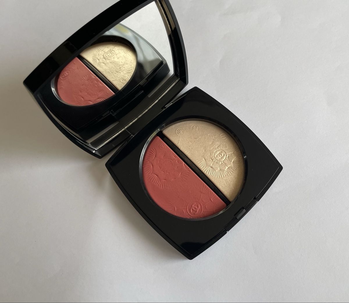 Chanel Make-up: CHANEL Blush Highlighter NP. 98.90 – Nuovo (secondo la descrizione) da Rüfenacht BE venduto da Milena_1 6