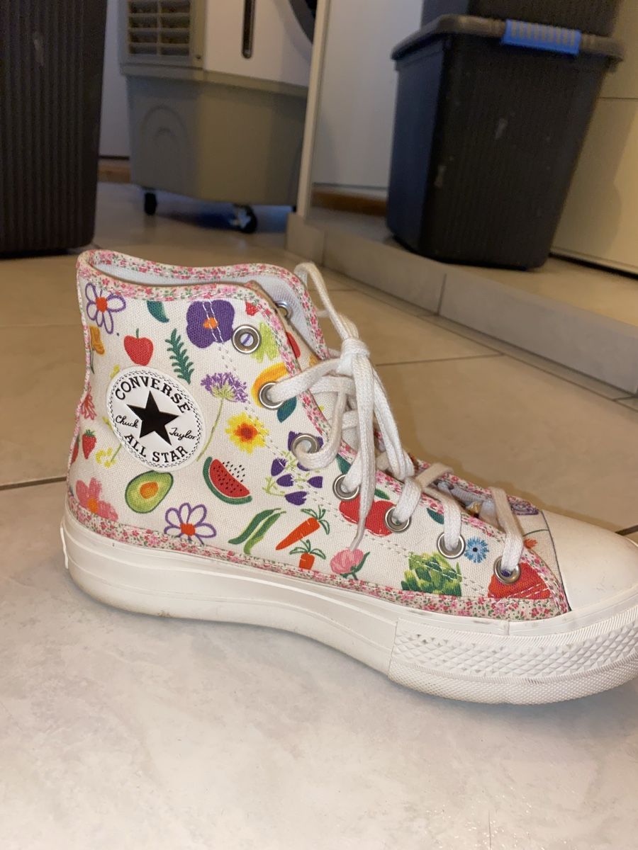 Chaussures femmes: Converse Chuck Taylor High Platform – D'occasion à Luzern par teet 1