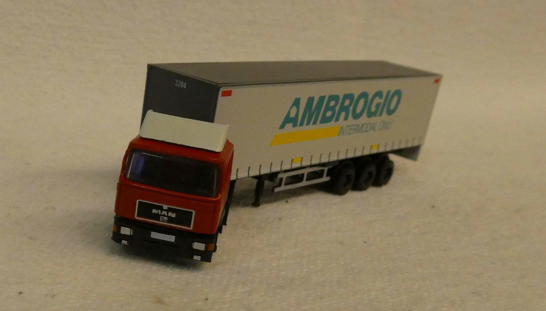 Modellini di ferrovie: LKW Sattelzug – Nuovo e nell'imballaggio originale da Rupperswil venduto da Ropi03 1