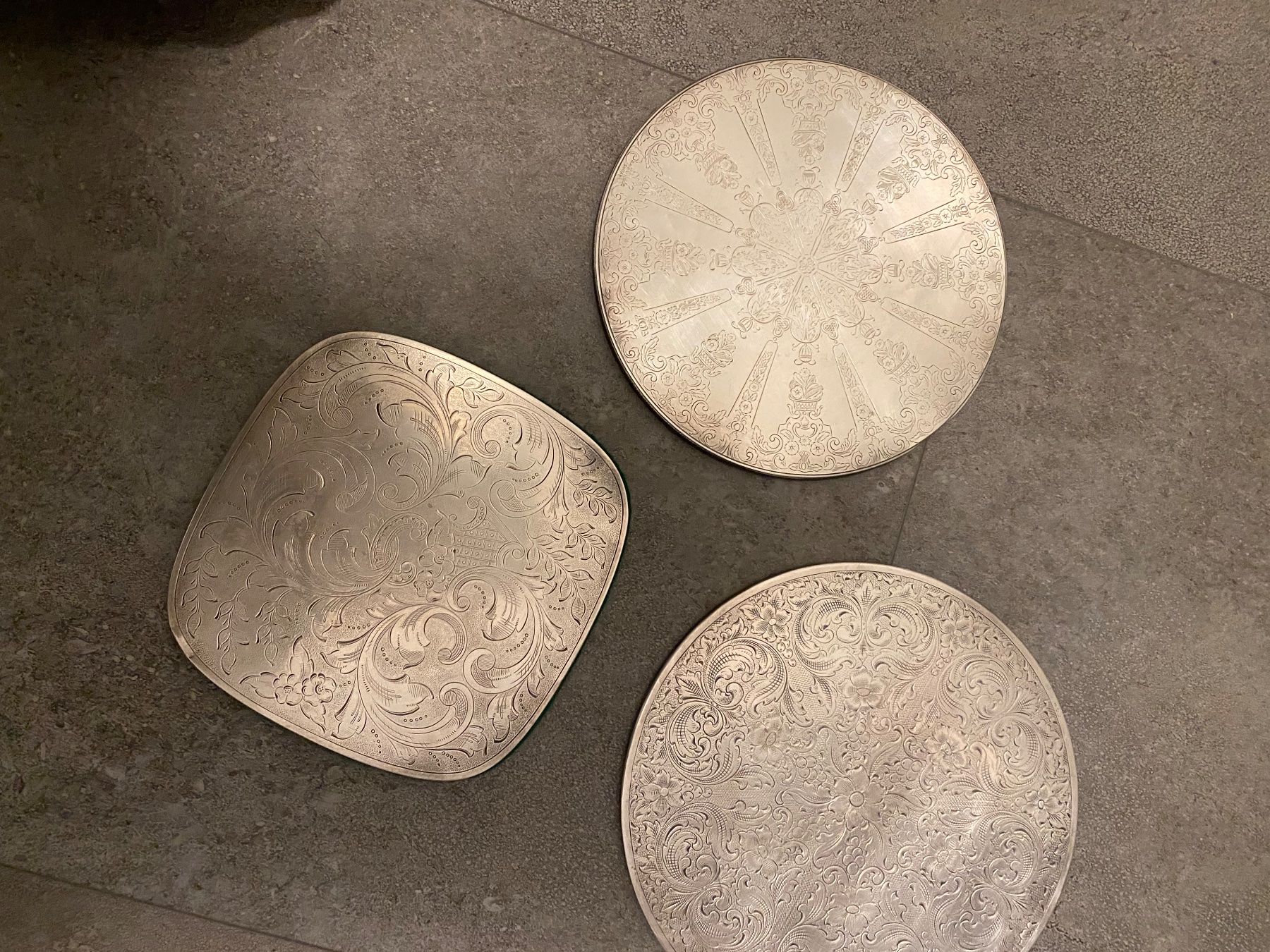 Sottobicchieri: Vintage Untersetzer versilbert mit floralem Dekor – Usato da Buchs-ZH venduto da Birikina 3
