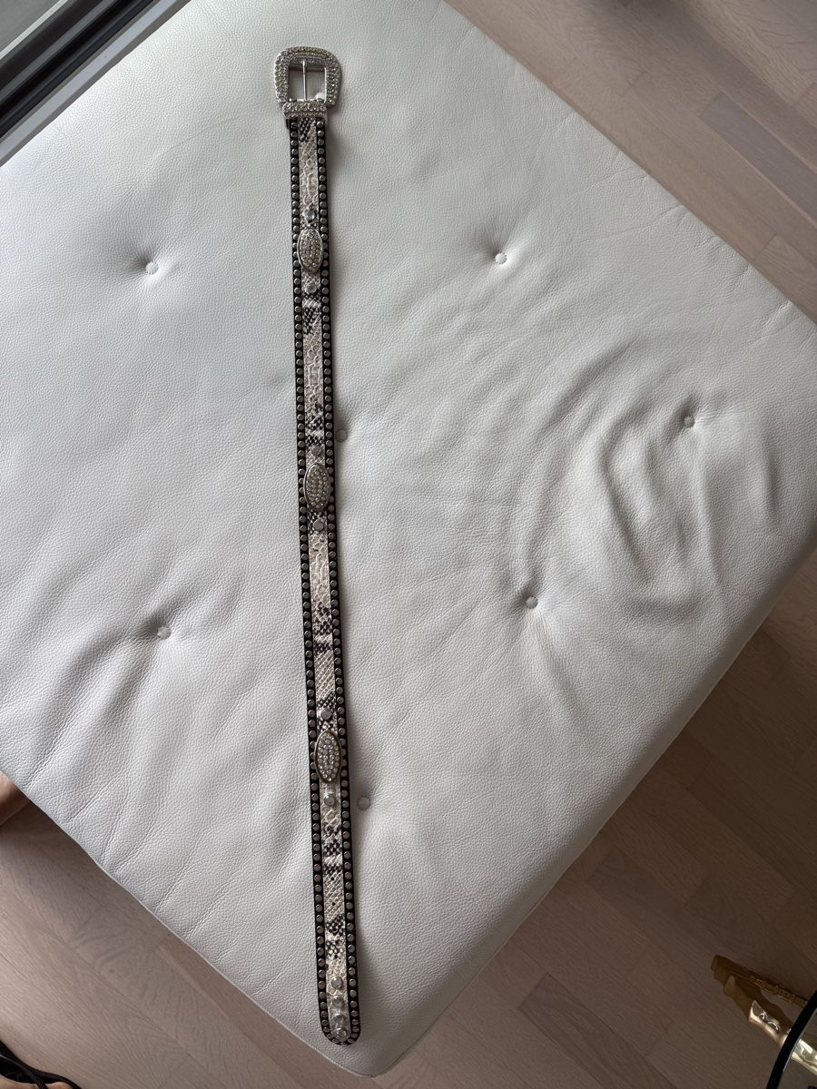 Navyboot Cinture: Navyboot ceinture python et strass taille 90 comme neuve! – Nuovo (secondo la descrizione) da Carouge GE venduto da sacha1981 1