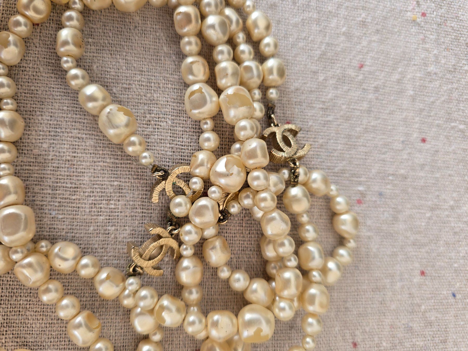 Chanel Catenine: Chanel Vintage Perlenkette – Usato da Bottmingen venduto da sandy_2 4