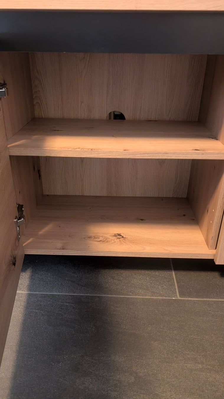 Mobili TV: Sehr gutes Sideboard – Usato da Birsfelden venduto da dfc_9kq6 2