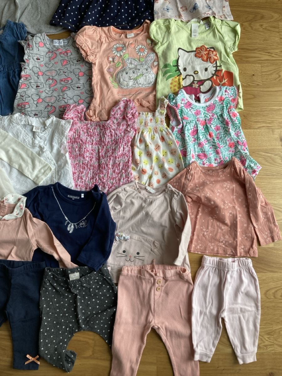 Lotti & Set di vestiti: Mädchen Kleiderpaket 62/68 – Usato da Staad SG venduto da gab_7dr9 6