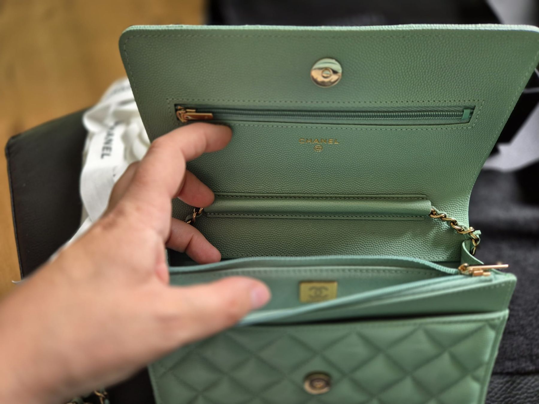 Chanel Borse da donna: Chanel Wallet on Chain – Nuovo e nell'imballaggio originale da Bottmingen venduto da Plemenito 1
