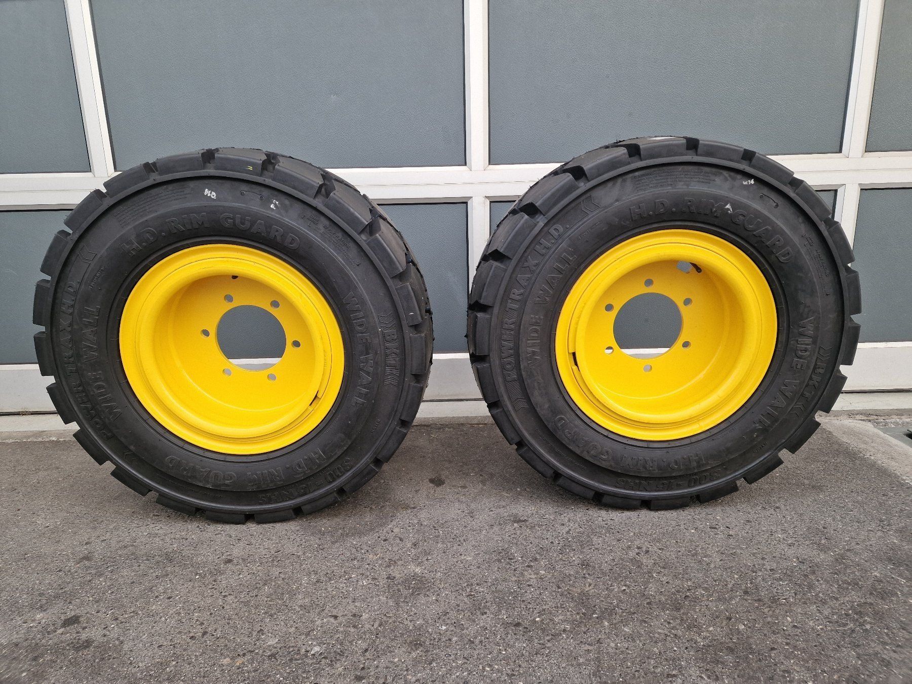Menzi Muck Pneumatici & Ruote complete: Menzi Muck A91 Räder 2 Stück – Nuovo (secondo la descrizione) da Alpnach-Dorf venduto da Hess-Automobile 4