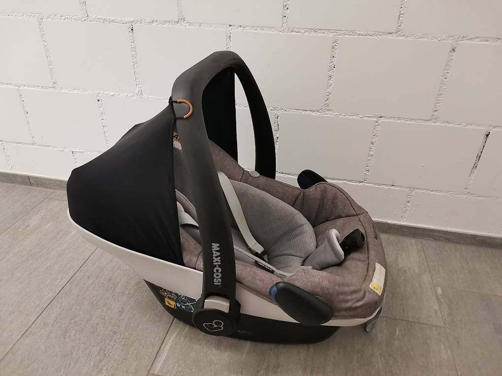 Seggiolini per auto: Maxi Cosi  – Usato da Egolzwil venduto da zih_n29d 2