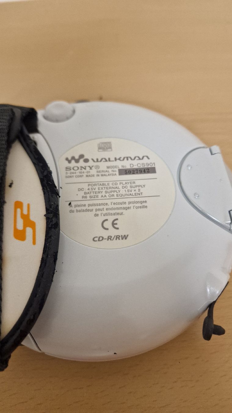 Sony Minidisc: Sony Walkman D-CS901 MP3 CD Player mit Netzteil gebraucht – Usato da Herisau venduto da Antiques.AR 1