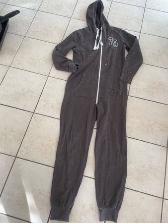 Grauer Sweat Jumpsuit Gr.M