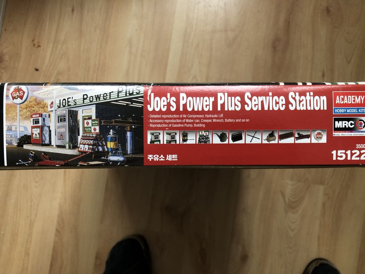 Kit di modellismo & Modellini statici: Tankstelle mit Werkstatt – Nuovo e nell'imballaggio originale da Ebnat-Kappel venduto da Aallerlei 1