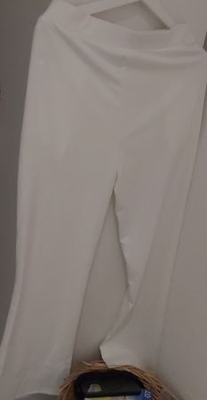 Damen Hose weiss weiter Schnitt gebrauchter Zustand