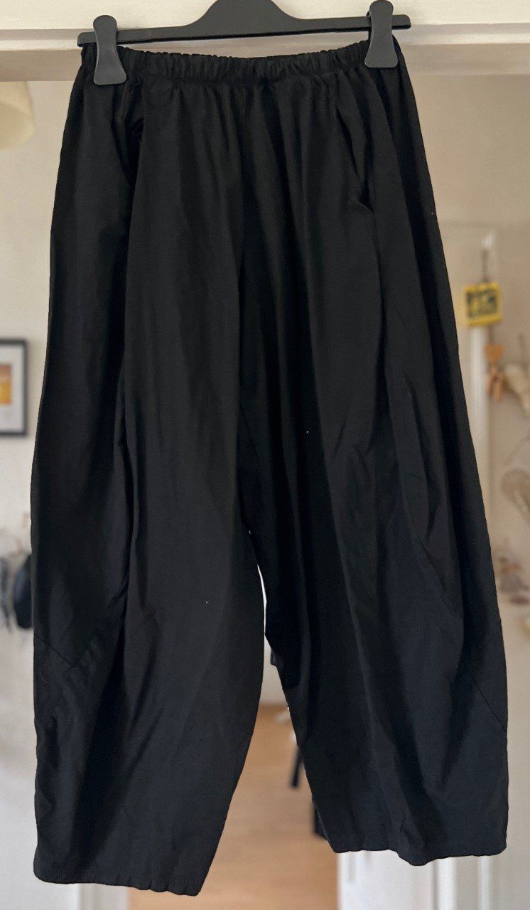 Pantaloni: PANTALONS EN COTON! M – Nuovo e nell'imballaggio originale da Locarno venduto da NicoNion