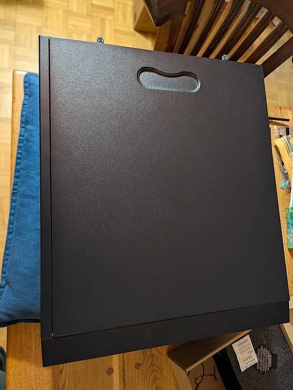 Custodie: Chieftec mATX Gehäuse CT-01B mit 350 W Netzteil – Usato da Zürich venduto da FilipJanasz 1