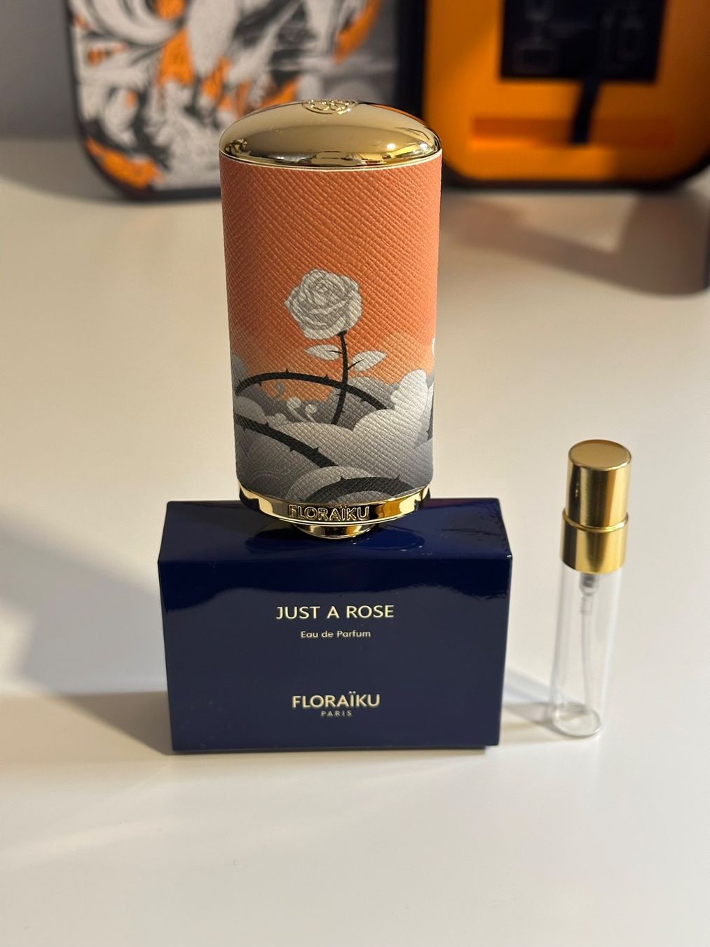 Profumi & Eau de Toilette: FLORAÏKU JUST A ROSE 5 ml – Nuovo (secondo la descrizione) da Täuffelen venduto da RoyaltyBrown