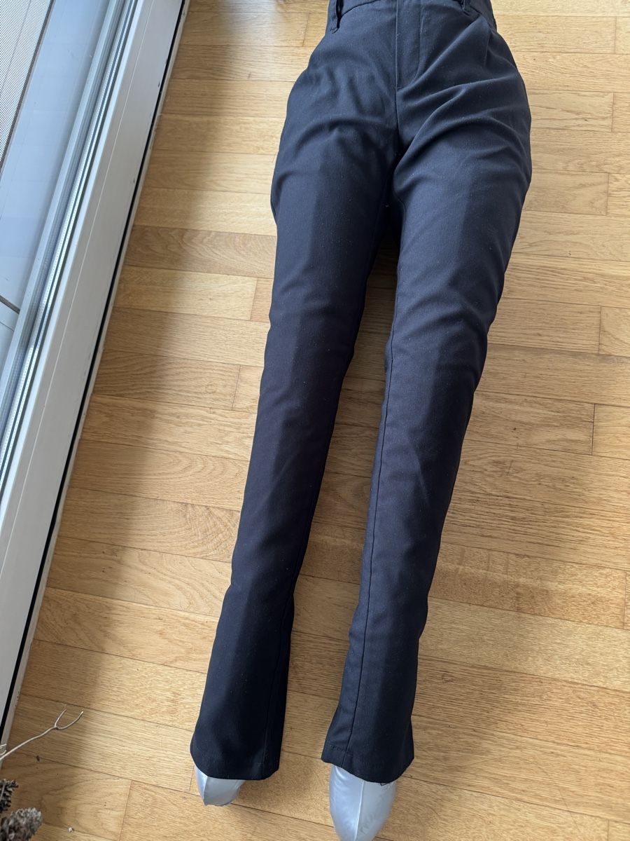 Navyboot Pantaloni: Navy boot trouser - women – Usato da Münchenstein venduto da ArleneLM