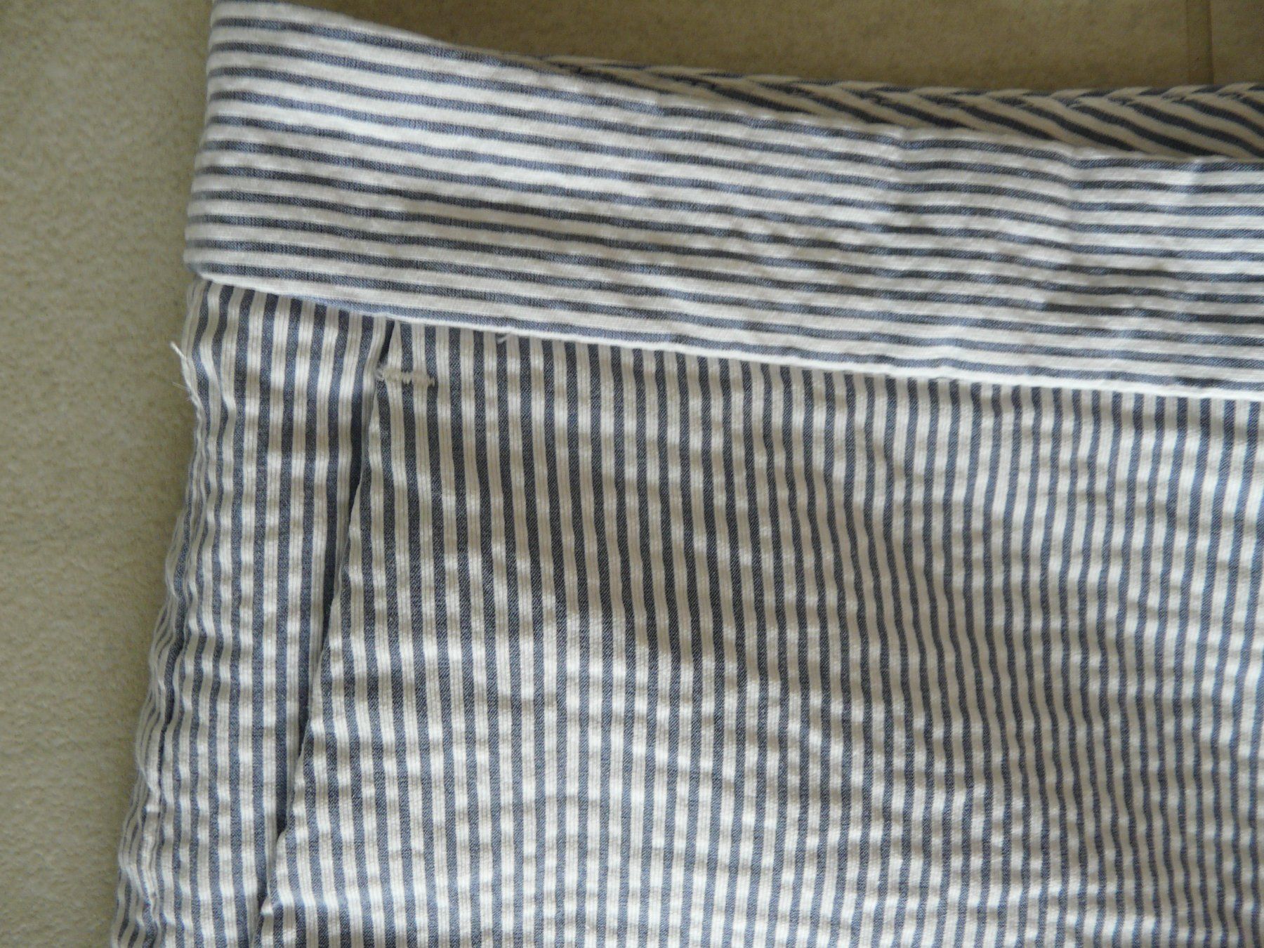 Zara Pantaloni: Pantacourt blanc rayé bleu ZARA 38 – Nuovo (secondo la descrizione) da ERLINSBACH venduto da doudouce 2