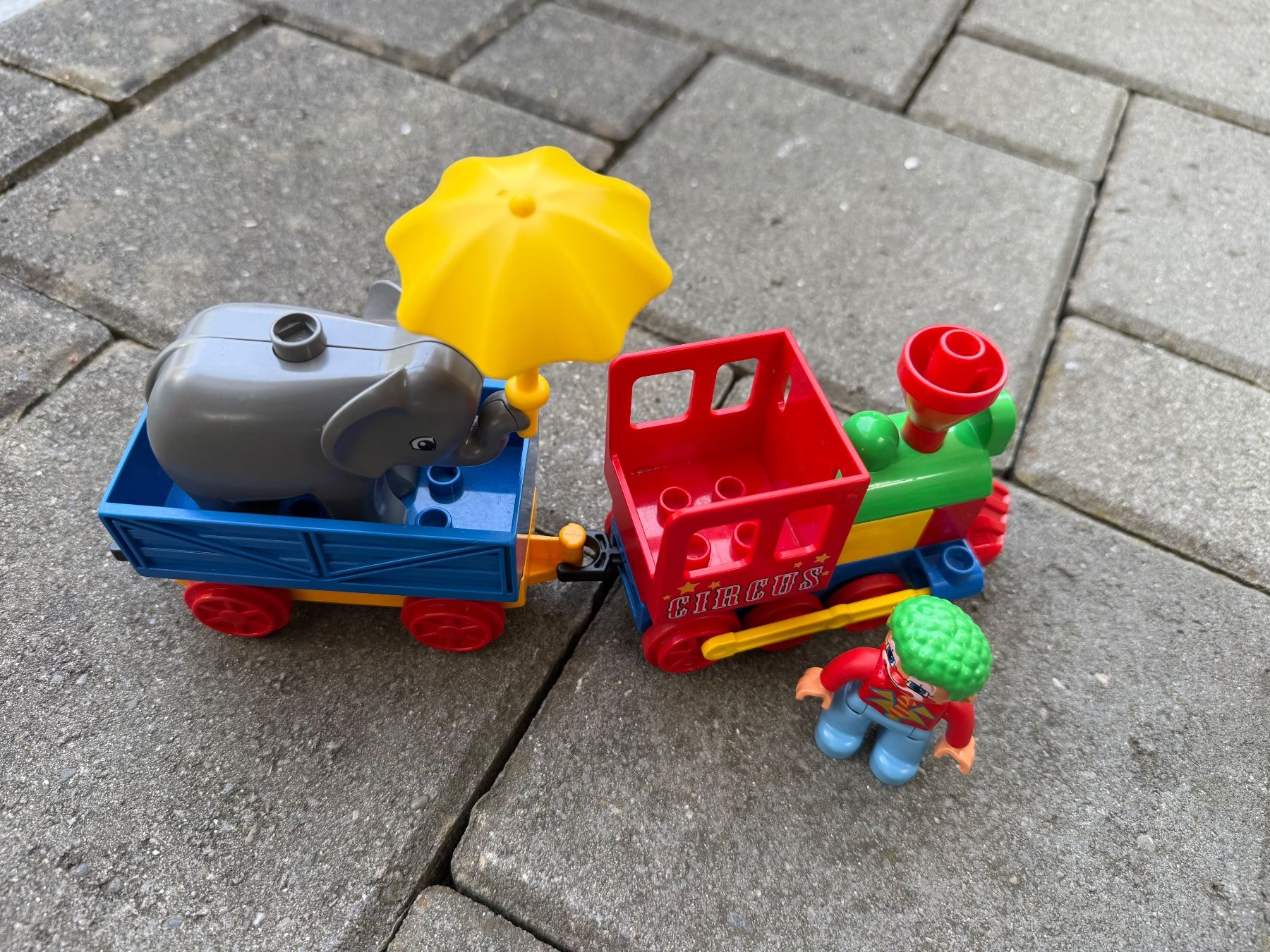 Lego Spielzeuge: Lego DUPLO, Zirkuszug 5606 – Gebraucht aus Thun von Archeoteam 1