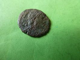 uralte Bronzemünze  17 mm     1.78 g