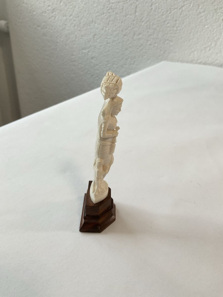 Statuette: Statuette ancienne, sculpté – Usato da Malleray venduto da Robot12 1