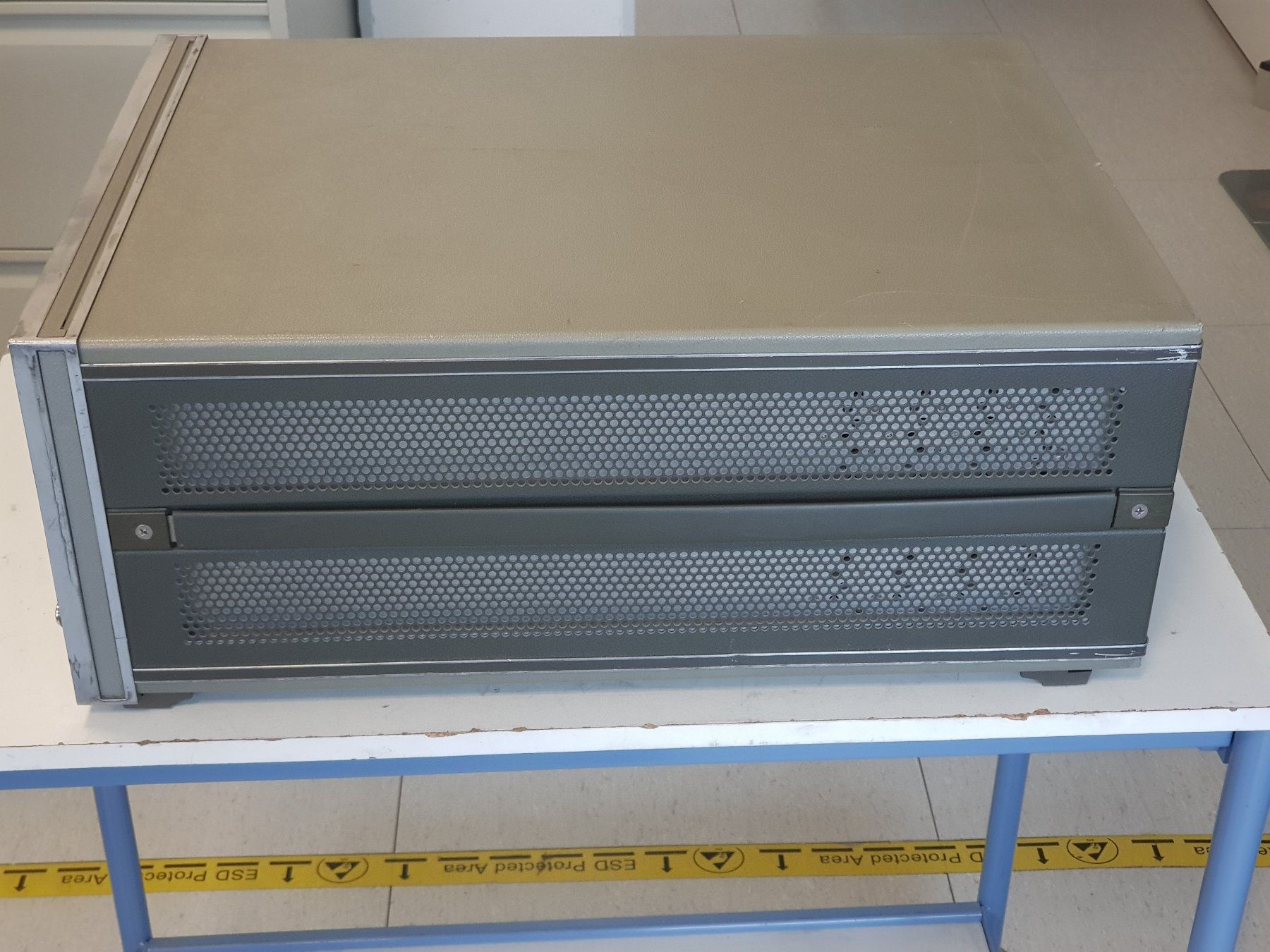 Hewlett Packard Misurare: HP Agilent 3577A 5Hz - 200MHz Network Analyzer – Usato da Baden venduto da Tebo 5