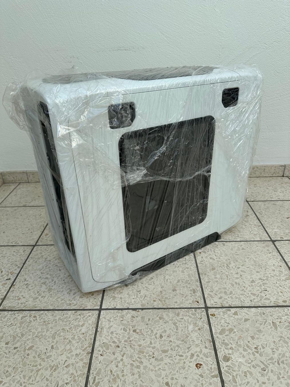 Corsair Custodie: PC Gehäuse Corsair Neu – Usato da Spreitenbach venduto da Space_X