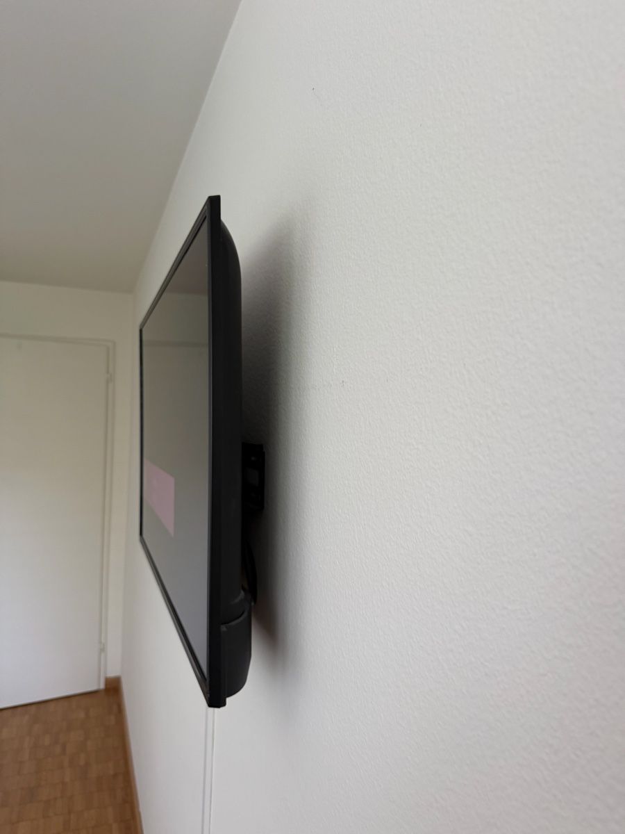 Fernseher: TV Telefunken – Gebraucht aus Oberwil BL von Hariva 2