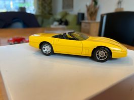 Corvette Cabrio Modellauto, gelb Solido  1/43 Metall