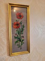 Gesticktes Bild Mohnblumen Goldrahmen Wandbild