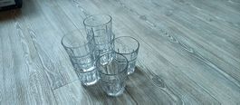 Ensemble de 17 verres 