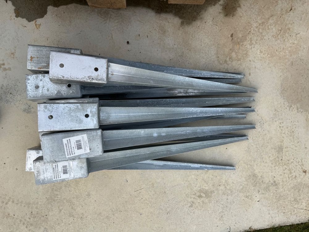 Einschlag-Bodenhülse Feuerverzinkt 71x71mm - Robust Für Zäune & Gartenprojekte