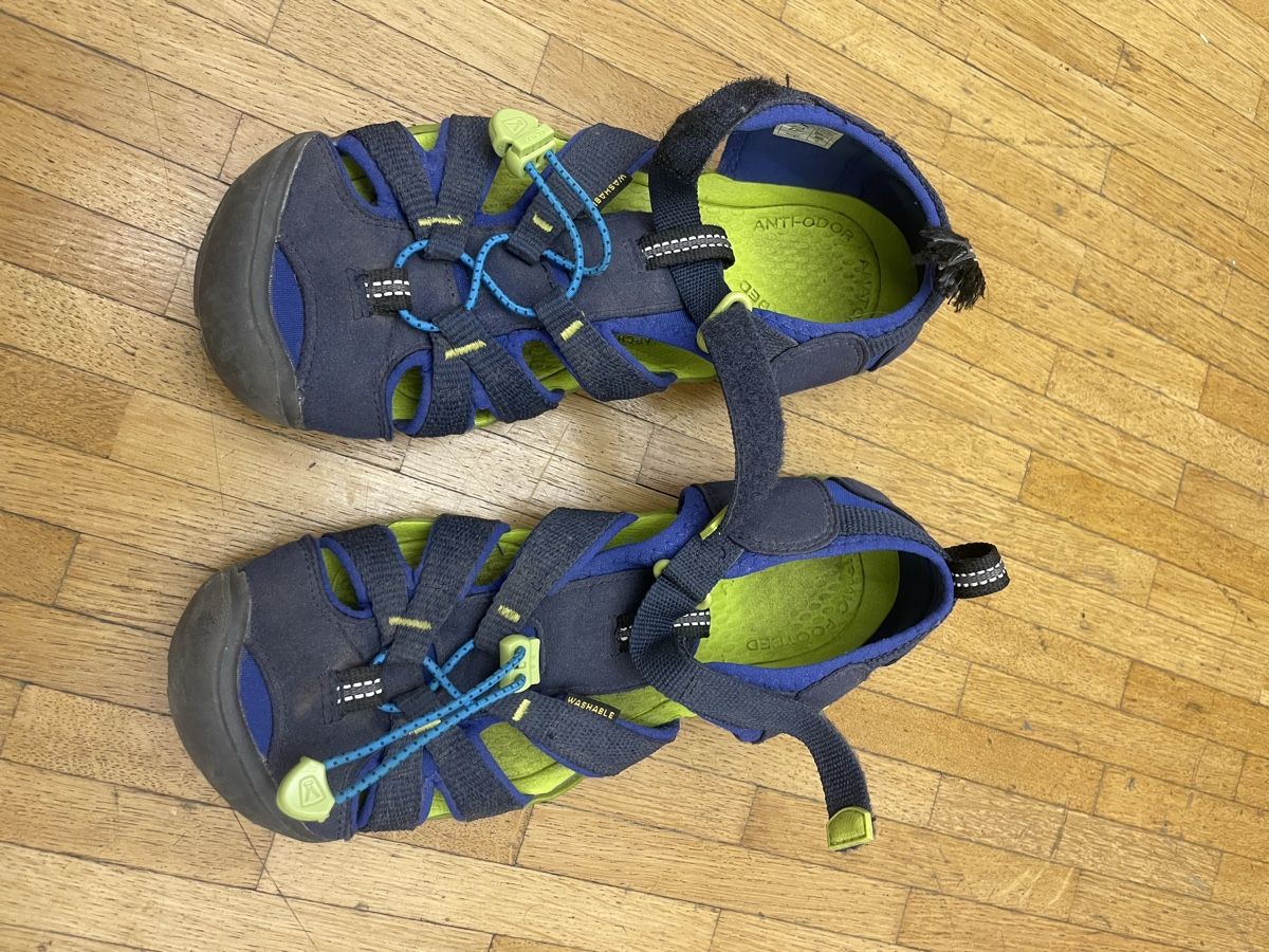 Scarpe per ragazzi: Blaue Sandalen von Keen – Usato da Zürich venduto da wallans
