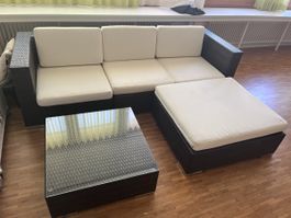 Grosszügige Gartenlounge