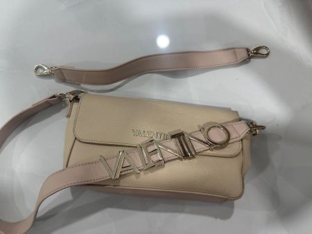 Valentino Umhängetasche Sommer wie neu Top Zustand