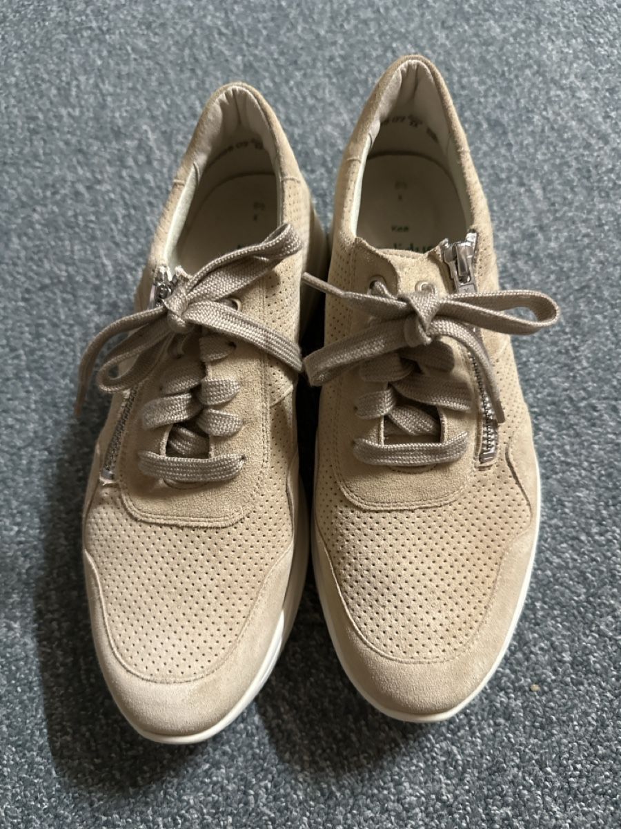 Scarpe da donna: Solidus Kea Sneaker Beige Gr 6.5 – Nuovo e nell'imballaggio originale da Baltschieder venduto da YmroBe