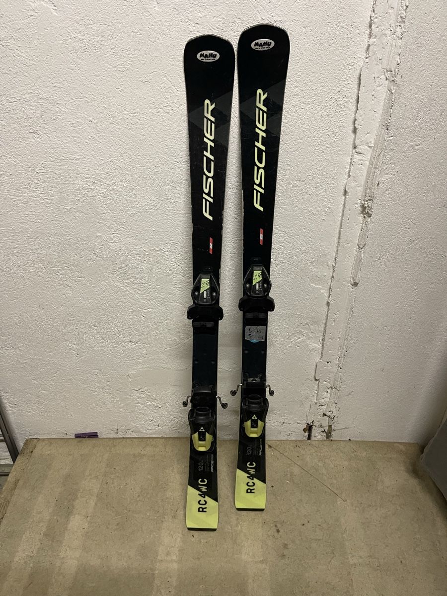 Fischer Skis: Fischer RC4 WC 120cm – Gebraucht aus Murten von Ski-Outlet