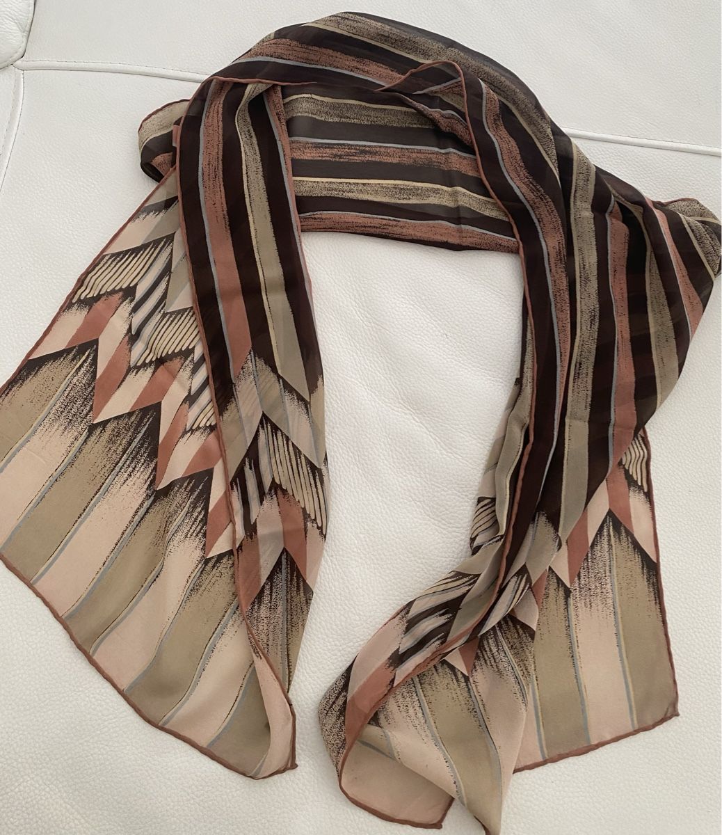 Foulard & Sciarpe: Seiden Schal 🌸 – Usato da Opfikon venduto da Luis144