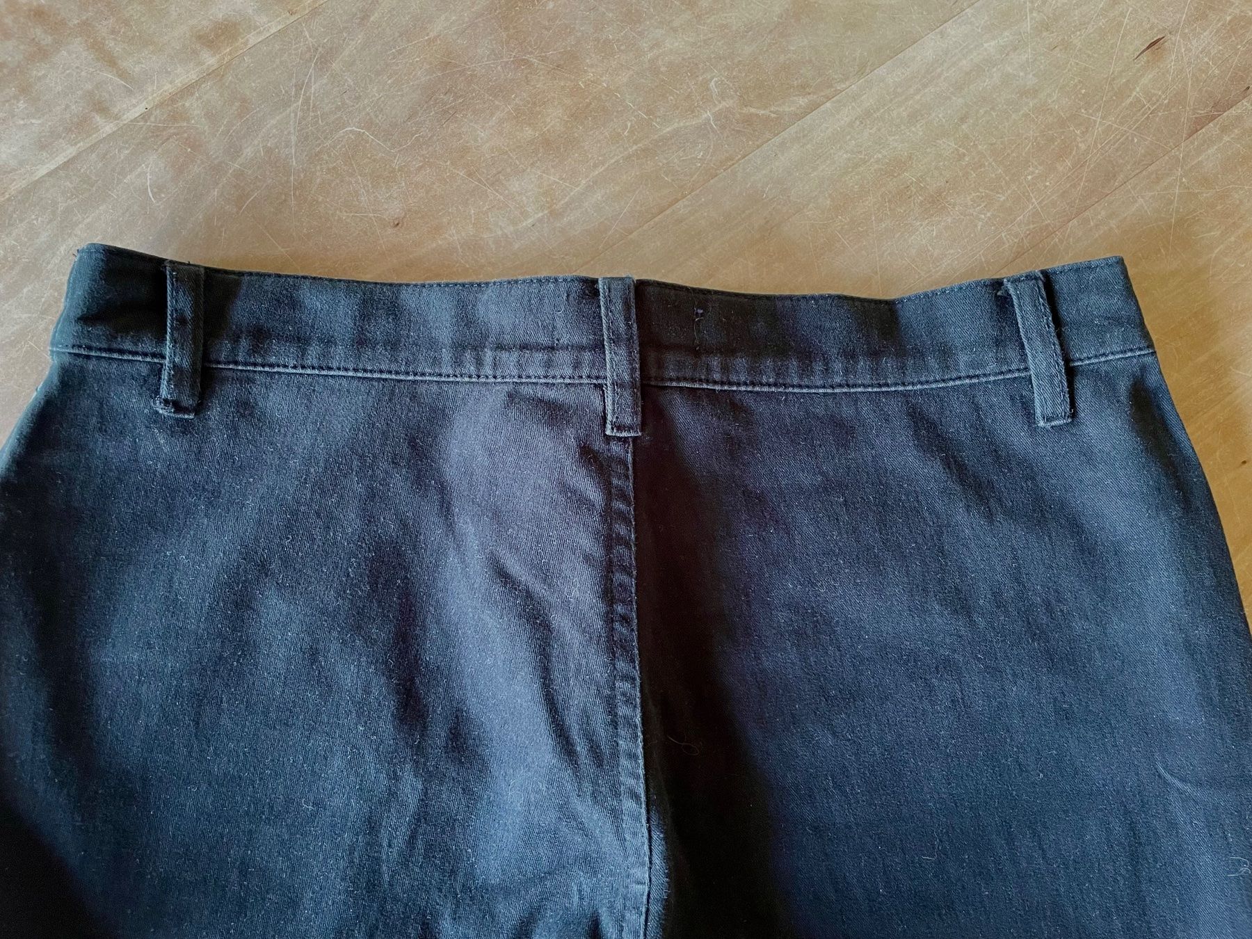 Moschino Jeans: Originelle, elegante Jeans von Moschino – Usato da Rütihof venduto da solombra 6