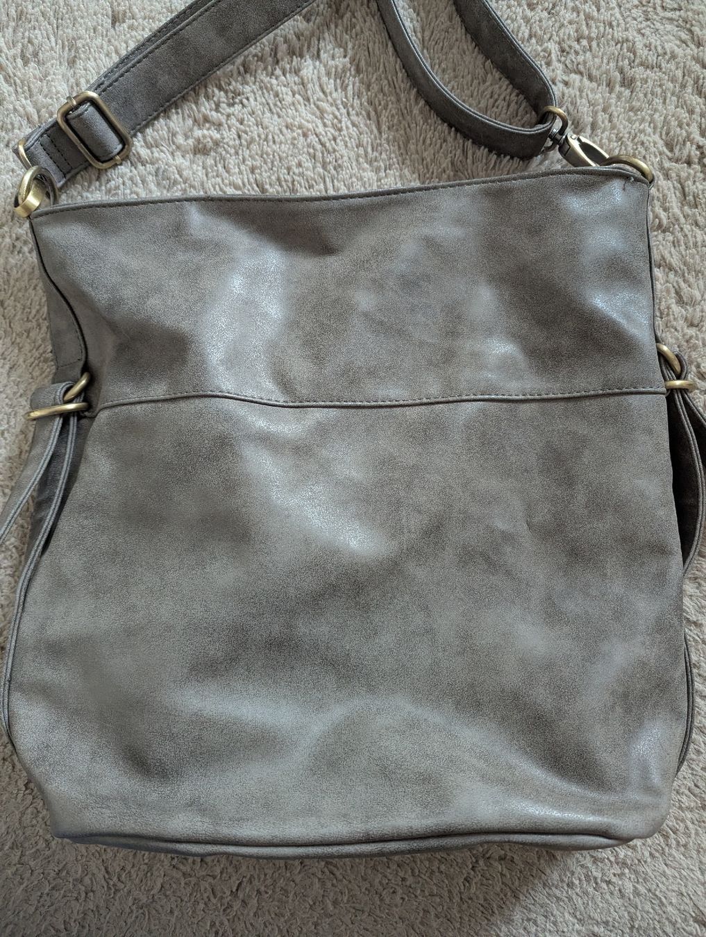Zwei Taschen für Damen: Superbe sac zwei – Gebraucht aus Montreux von dem_gyt9 2