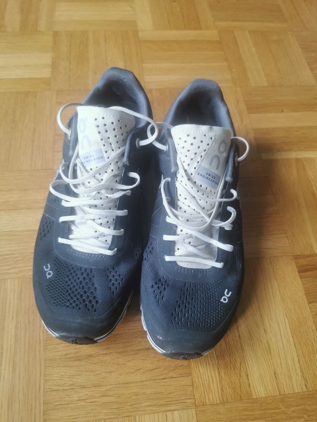 On Scarpe da uomo: On Schuhe 37.5 – Usato da Bern venduto da ged_ffx9 5