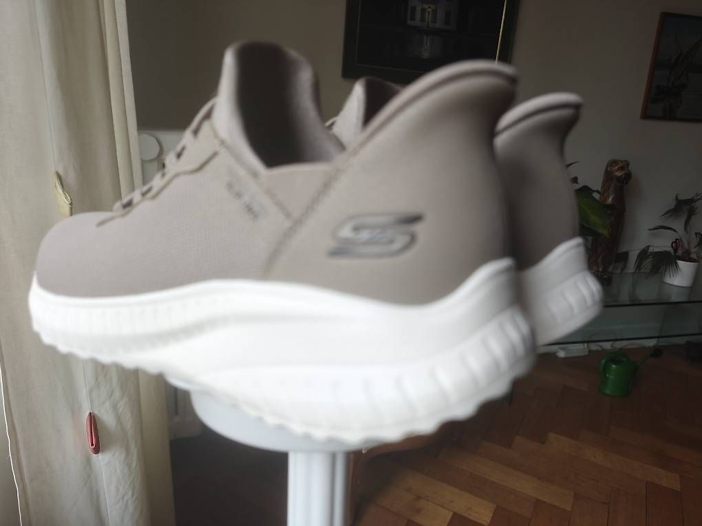 Chaussures hommes: Chaussure slip resistant SKECHERS – D'occasion à Vevey par Jfred4 2