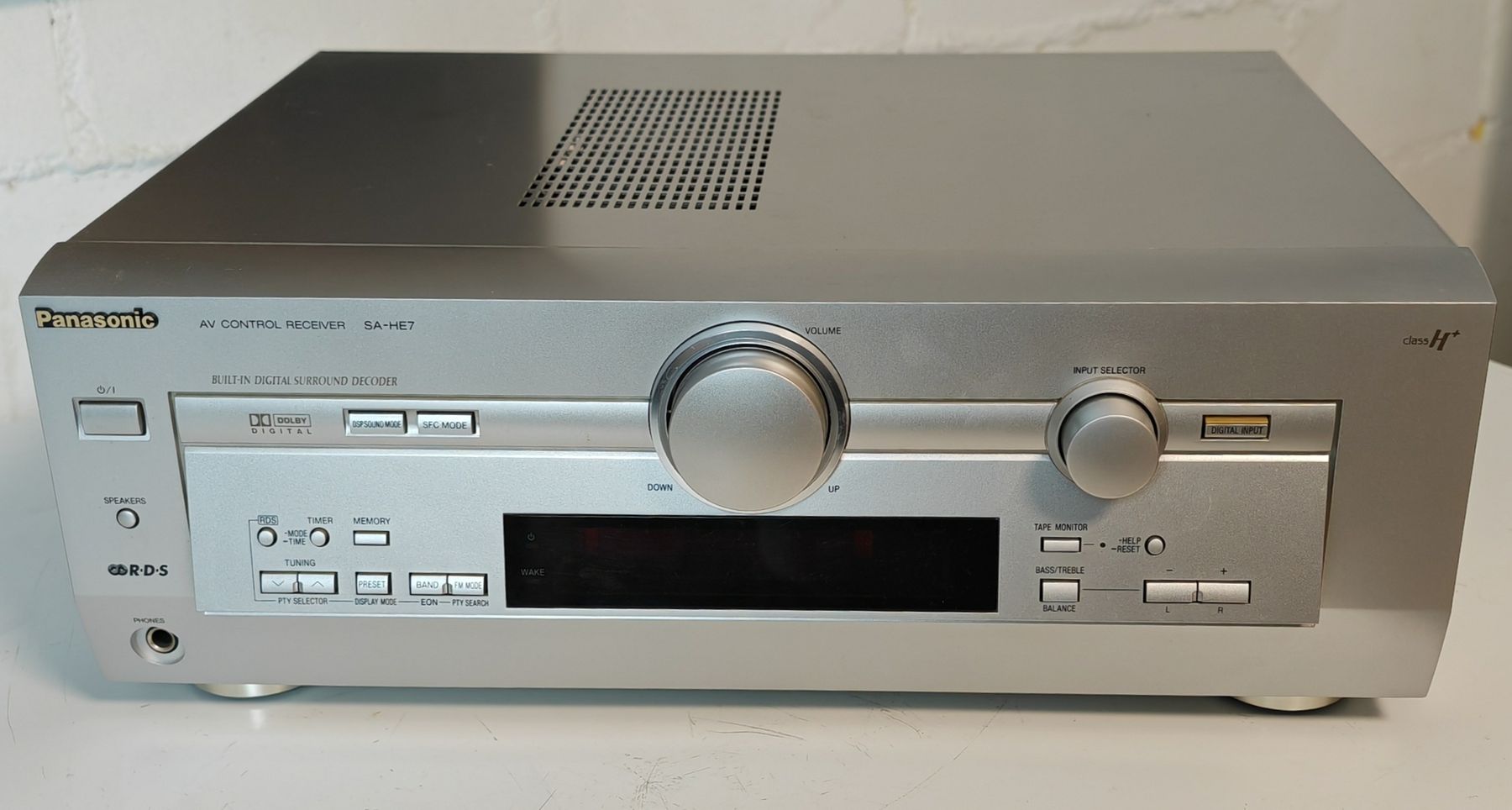 Panasonic Ricevitori: Panasonic SA-HE7 Receiver Dolby Digital 5.1 Heimkino – Usato da Rheinsulz venduto da Dred