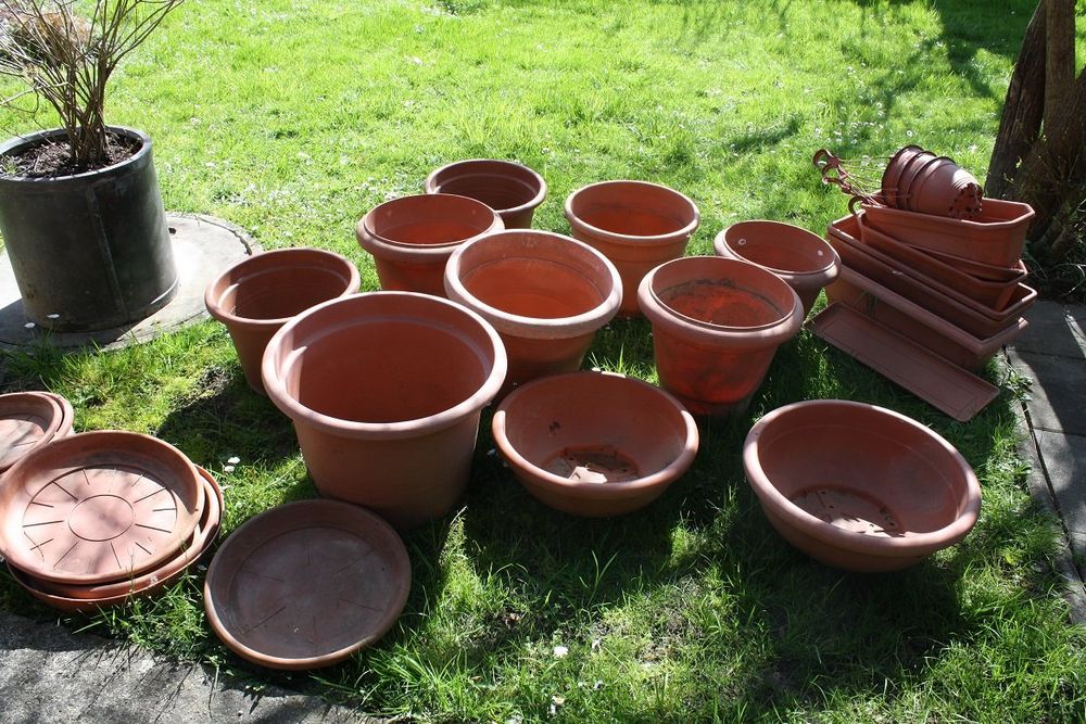 Kunststofftöpfe 18stk | Kaufen auf Ricardo