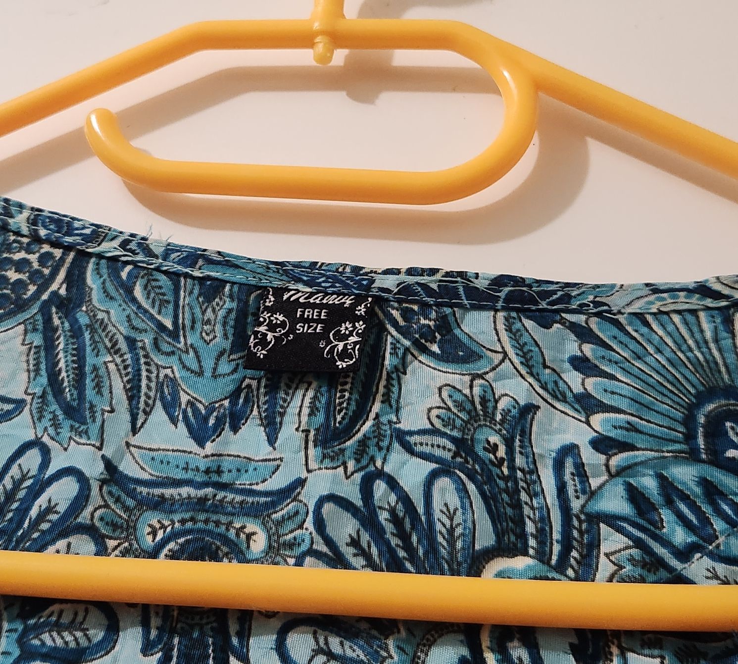 Vestiti: Robe imprimée bleue taille libre 90% soie 10% viscose – Usato da Niedergösgen venduto da Eva2410 5