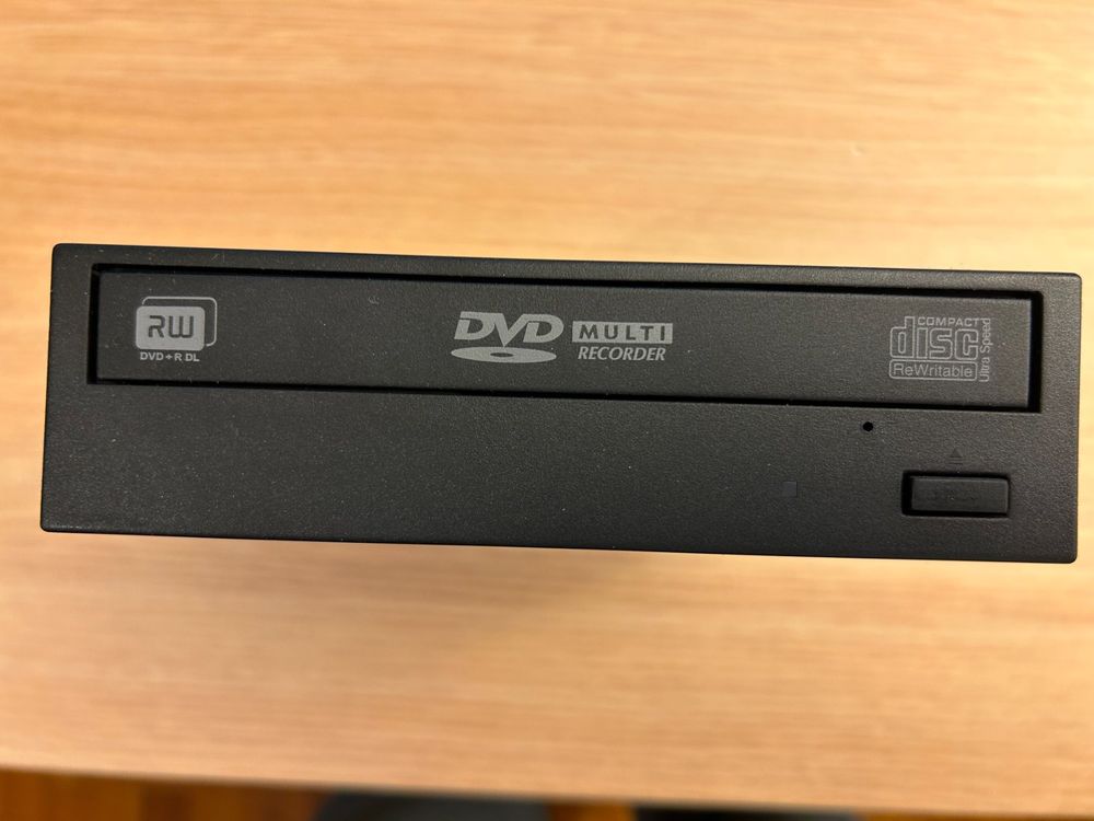 DVD Writher Model TSH653 (für Einbau in PC) Kaufen auf Ricardo