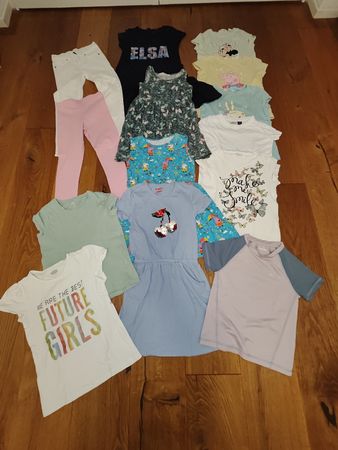 Kleiderpaket Gr.122/128