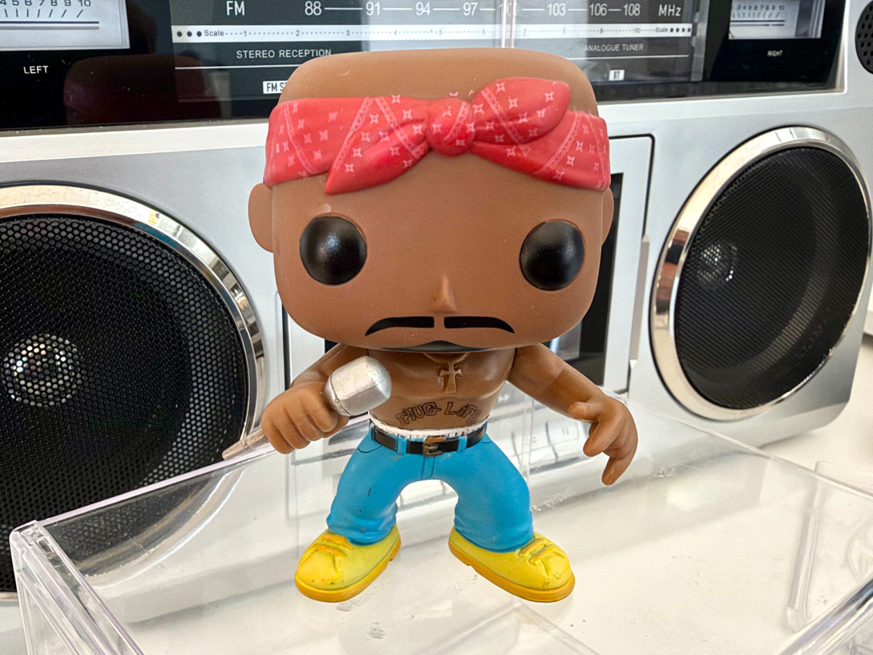 Funko Statuette: Funko Pop "Pop! Rocks" Nr. 19 TUPAC "no eyebrows" Version – Nuovo (secondo la descrizione) da Zürich venduto da NerdLoot 4