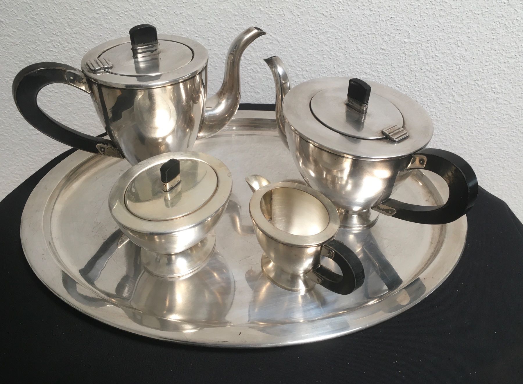 Set di piatti: Seltenes Art déco Kaffee/Teeset, versilbert – Usato da Basel venduto da citystore