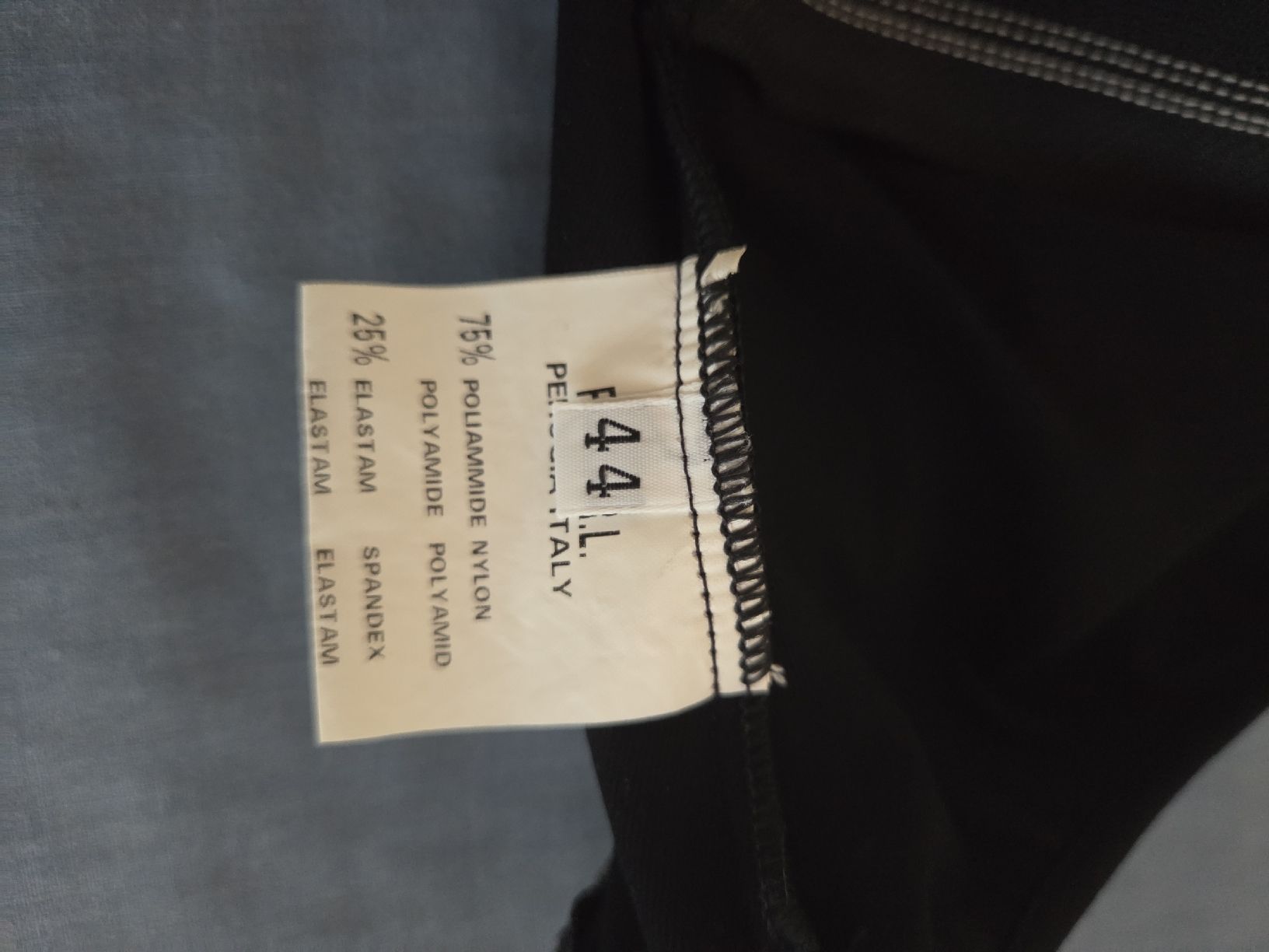 Robes: schwarzes Kleid – D'occasion à Brugg AG par EstherH04 2