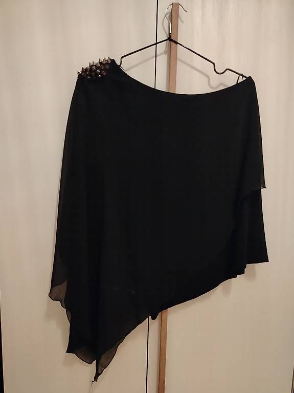 Camicette, T-shirt & Top: Maglia monospalla – Nuovo (secondo la descrizione) da Davesco-Soragno venduto da Mia_sii 2